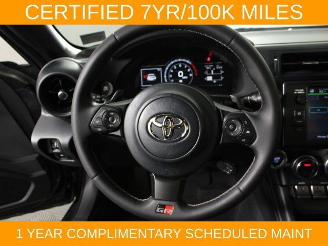 Used 2025 Toyota GR86 RWD image 15