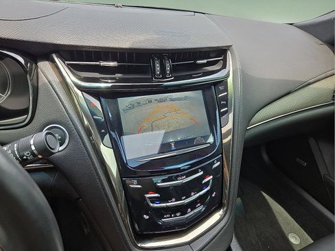 Certified 2018 Cadillac CTS V w/ Carbon Fiber Package RWD image 8