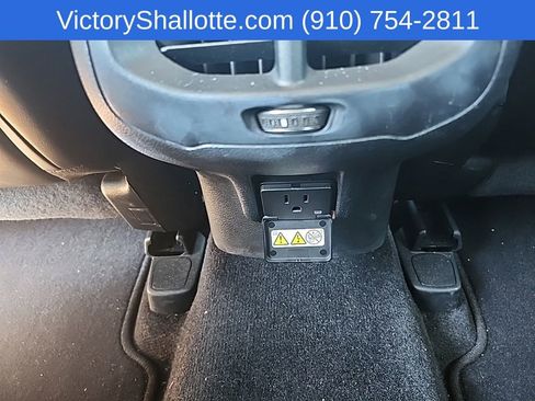 Used 2015 Jeep Cherokee Limited AWD/4WD image 23