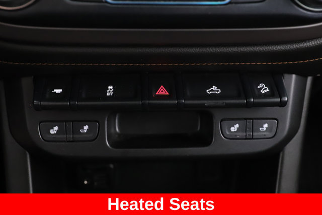 Used 2022 GMC Canyon AT4 AWD/4WD image 4