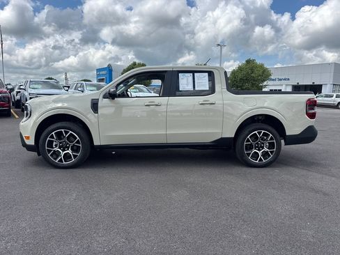 Used 2025 Ford Maverick Lariat w/ 4K Tow Package AWD/4WD image 3