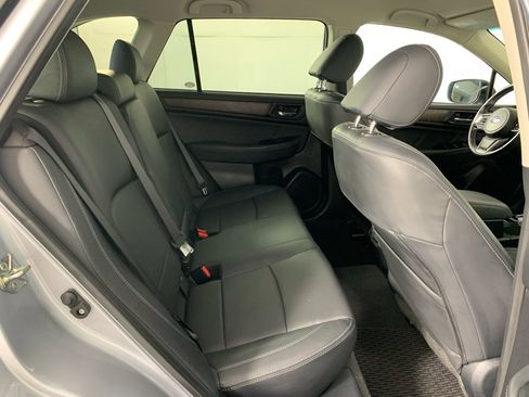 Used 2019 Subaru Outback 2.5i Limited AWD/4WD image 39