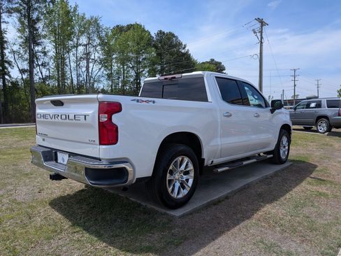 Used 2021 Chevrolet Silverado 1500 LTZ w/ Technology Package image 3