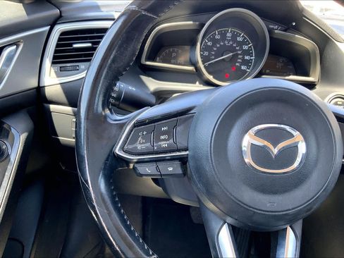 Used 2017 MAZDA MAZDA3 Touring FWD image 22