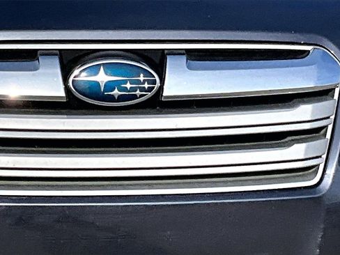 Used 2013 Subaru Outback 2.5i Limited w/ Moonroof Pkg image 11