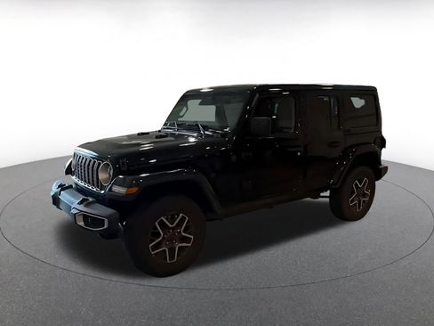 Used 2025 Jeep Wrangler Unlimited Sahara AWD/4WD image 10