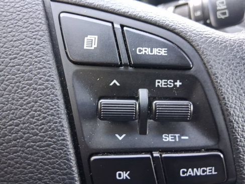 Used 2017 Hyundai Tucson SE w/ SE Popular Package 02 AWD/4WD image 18