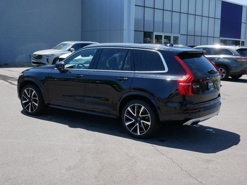 Used 2021 Volvo XC90 T6 Momentum w/ Advanced Package AWD/4WD image 5
