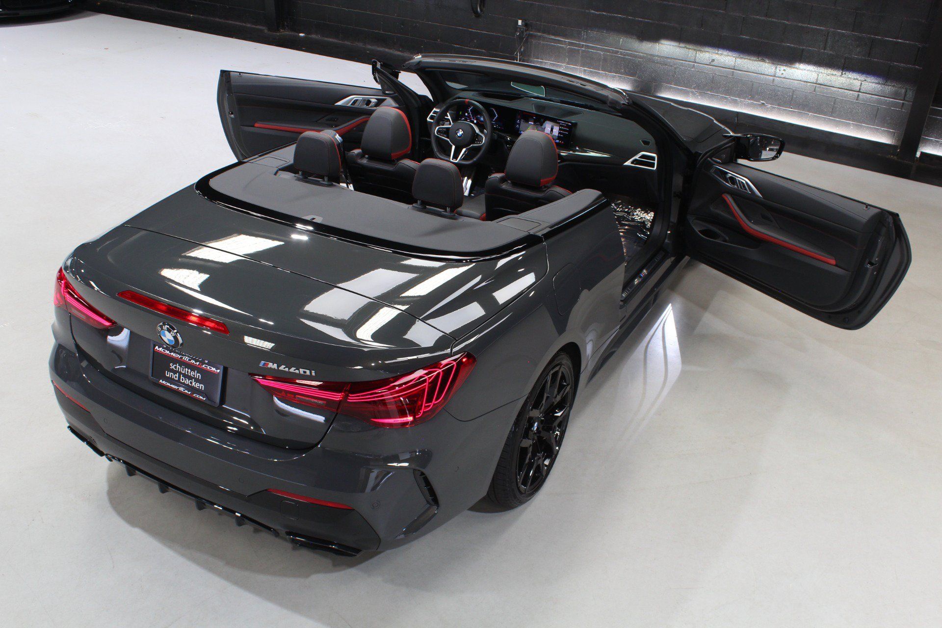 Used 2026 BMW M440i Convertible w/ Premium Package RWD image 26