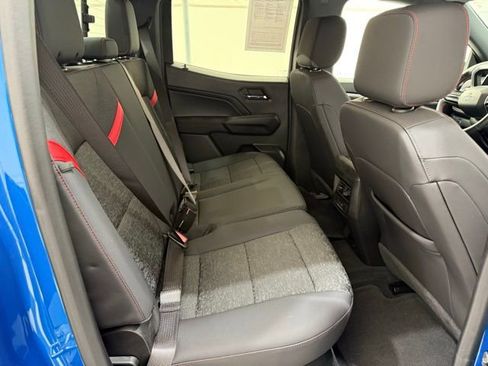 Used 2024 Chevrolet Colorado Z71 w/ Advanced Trailering Package image 17