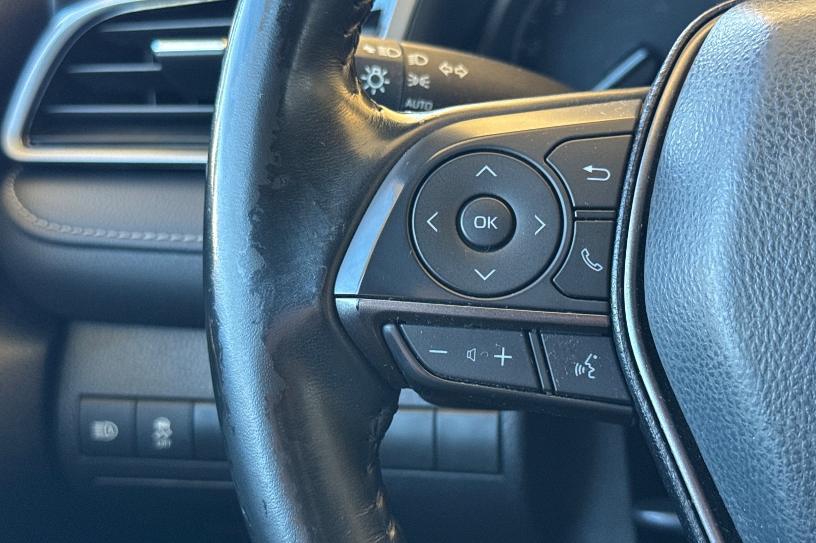 Used 2024 Toyota Camry SE FWD image 26