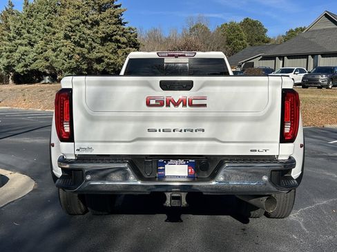 Used 2023 GMC Sierra 3500 SLT w/ SLT Premium Package image 21