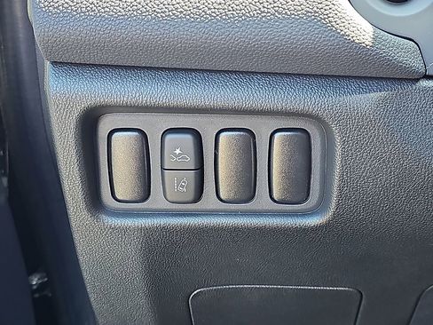 New 2026 Mitsubishi Outlander Sport LE AWD/4WD image 15