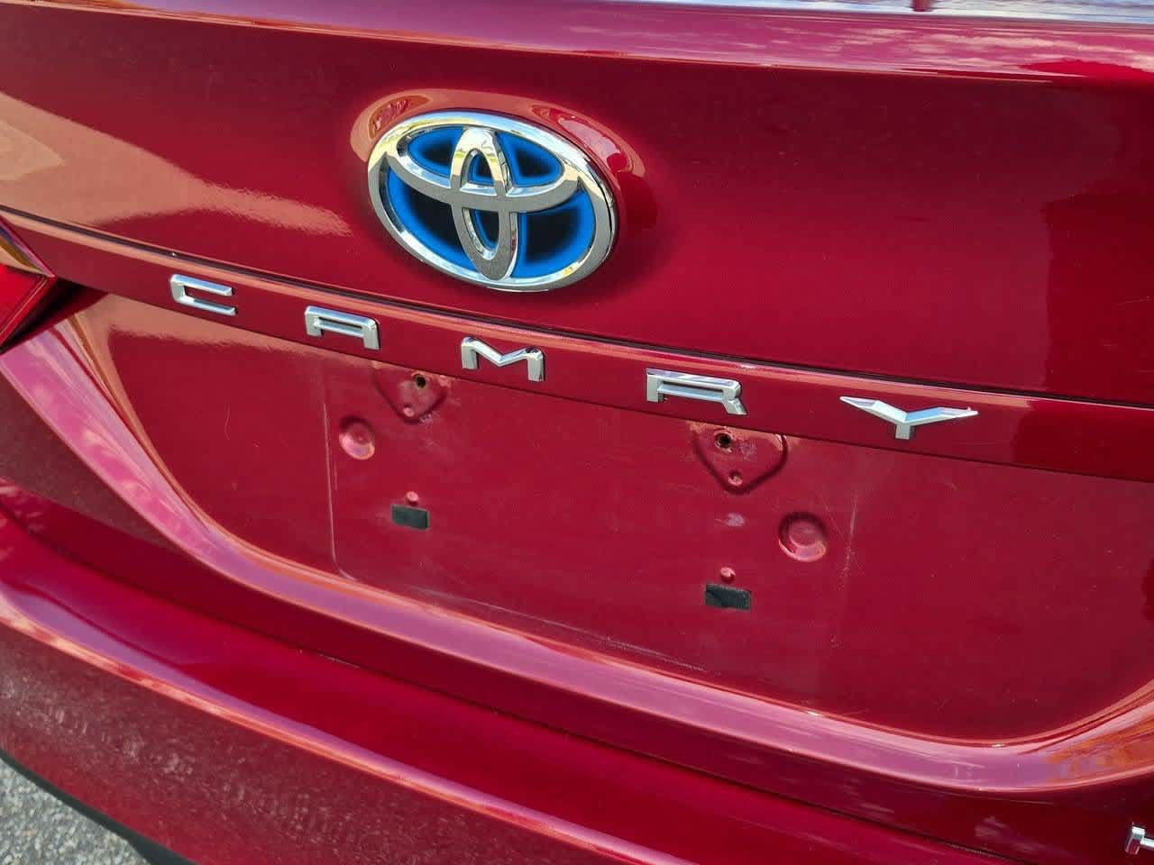Used 2022 Toyota Camry LE w/ Audio Upgrade Package FWD image 12