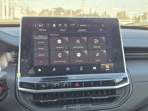 Used 2026 Jeep Compass Latitude image 7