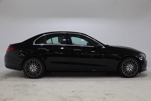 Used 2025 Mercedes-Benz C 300 4MATIC Sedan image 9