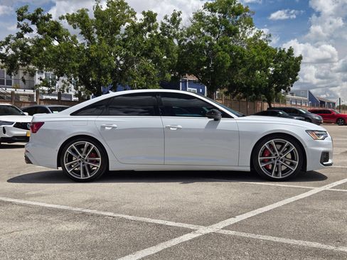 Used 2021 Audi S6 Premium Plus w/ S Sport Package AWD/4WD image 2