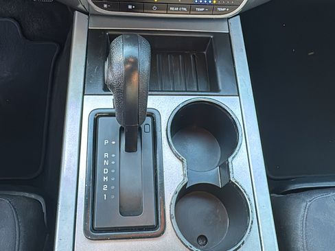 Used 2016 Ford Expedition XLT image 20