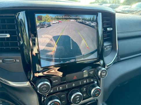 Used 2024 RAM 1500 Laramie image 14