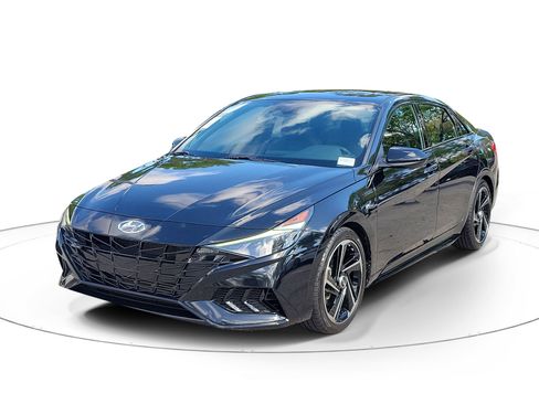 Used 2023 Hyundai Elantra N Line w/ Preferred Accessory Package FWD image 2