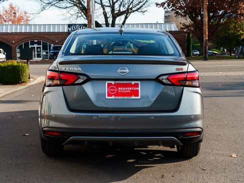 New 2025 Nissan Versa SR w/ Trunk Package image 5