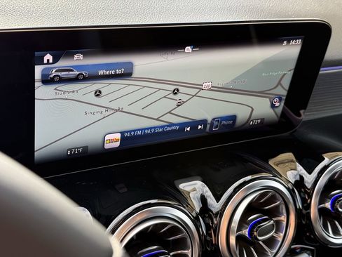 New 2026 Mercedes-Benz GLB 250 4MATIC image 19