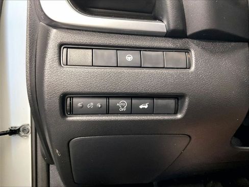 Used 2023 Nissan Rogue SV w/ SV Premium B Package AWD/4WD image 27
