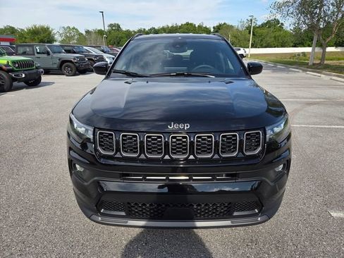 New 2026 Jeep Compass Latitude AWD/4WD image 18