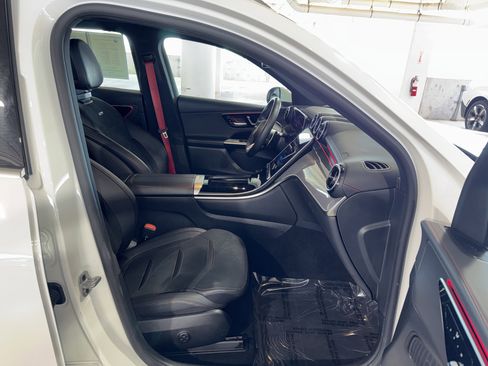 Used 2025 Mercedes-Benz GLC 43 AMG 4MATIC image 10