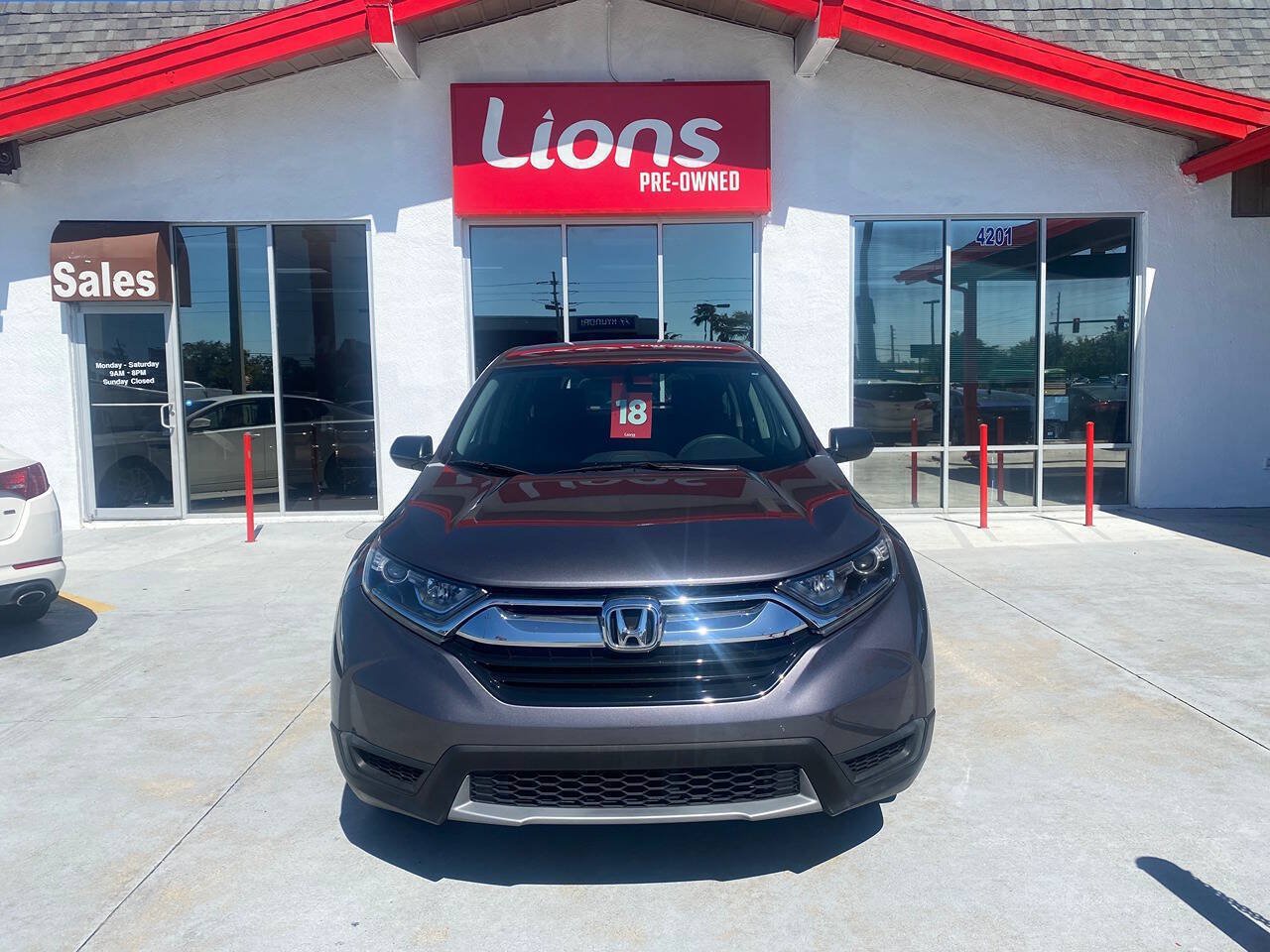 Used 2018 Honda CR-V LX image 1