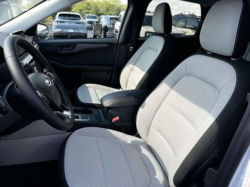 New 2026 Ford Escape Active w/ Cold Weather Package image 18