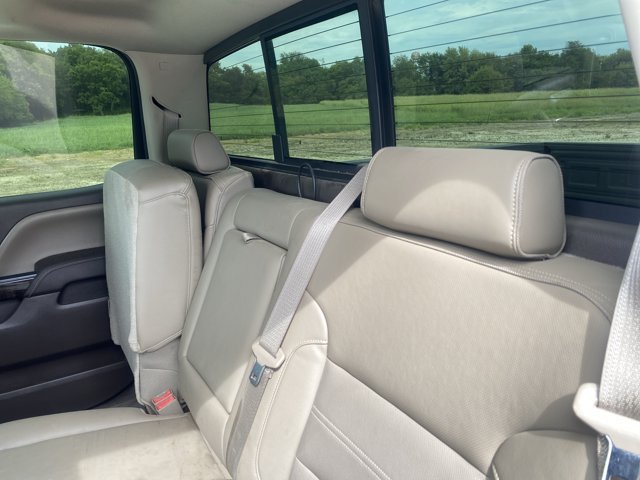 Used 2016 GMC Sierra 1500 Denali w/ Enhanced Driver Alert Package AWD/4WD image 8
