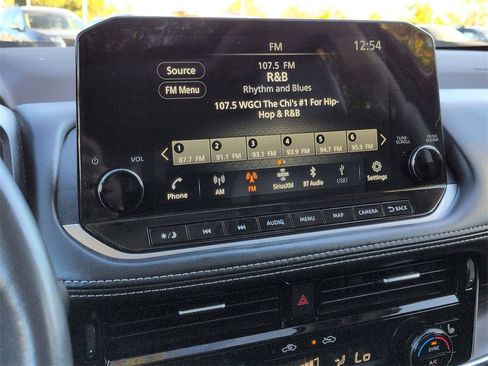 Used 2021 Nissan Rogue SL w/ Premium Package image 12