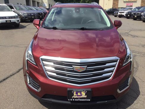 Used 2018 Cadillac XT5 Luxury w/ Driver Awareness Package AWD/4WD image 3