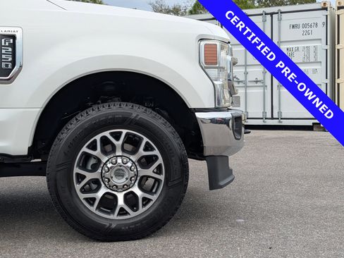 Certified 2022 Ford F250 Lariat w/ Lariat Value Package image 11