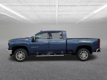 New 2025 Chevrolet Silverado 2500 LTZ w/ LTZ Premium Package