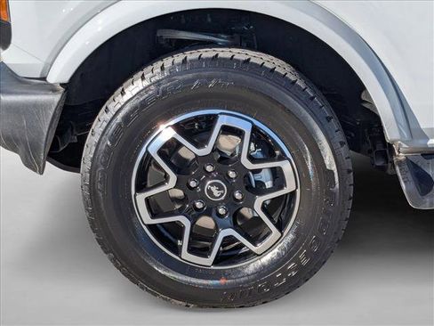 New 2026 Ford Bronco Outer Banks image 10