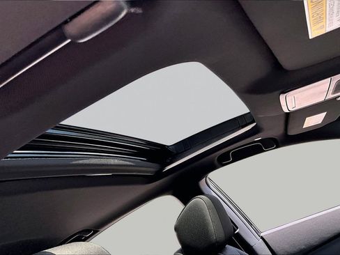Used 2025 Honda Accord Sport image 19