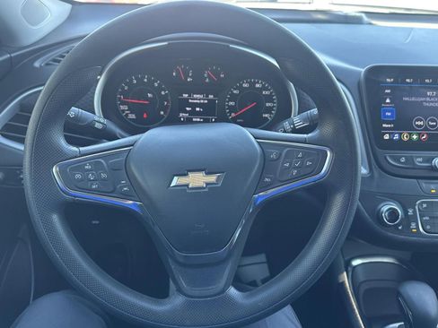 Used 2024 Chevrolet Malibu LT image 17