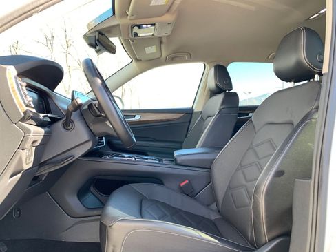 Used 2024 Volkswagen Atlas SE image 29