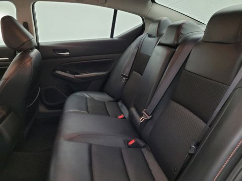 Used 2024 Nissan Altima 2.5 SR image 18