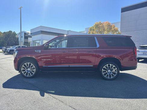 Used 2026 GMC Yukon XL Denali image 7
