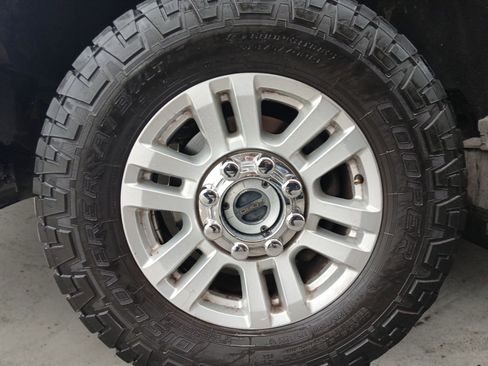 Used 2019 Ford F350 XLT w/ XLT Value Package image 14