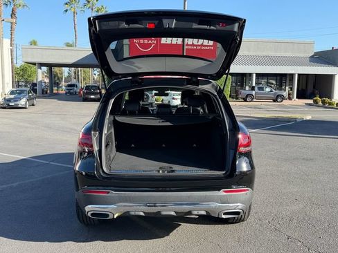 Used 2021 Mercedes-Benz GLC 300 image 8