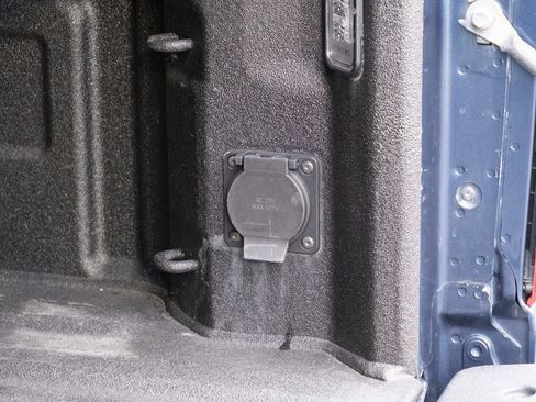 Used 2020 Chevrolet Silverado 1500 LTZ image 28