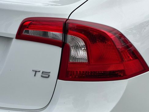 Used 2013 Volvo S60 T5 image 21