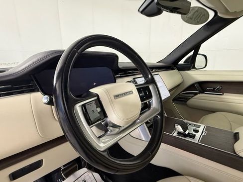 Used 2023 Land Rover Range Rover Long Wheelbase SE AWD/4WD image 14