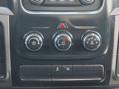 Used 2015 RAM 1500 ST w/ SXT Appearance Group AWD/4WD image 13