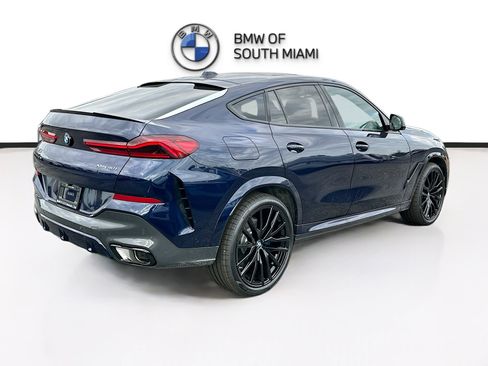 New 2026 BMW X6 xDrive40i w/ Executive Package image 6
