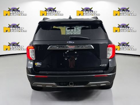 Used 2022 Ford Explorer XLT AWD/4WD image 6